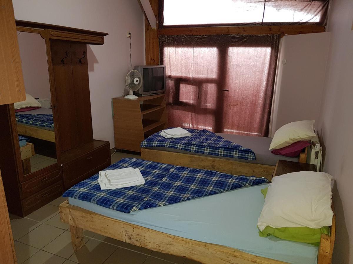 Hompot Accommodation Deva Eksteriør billede