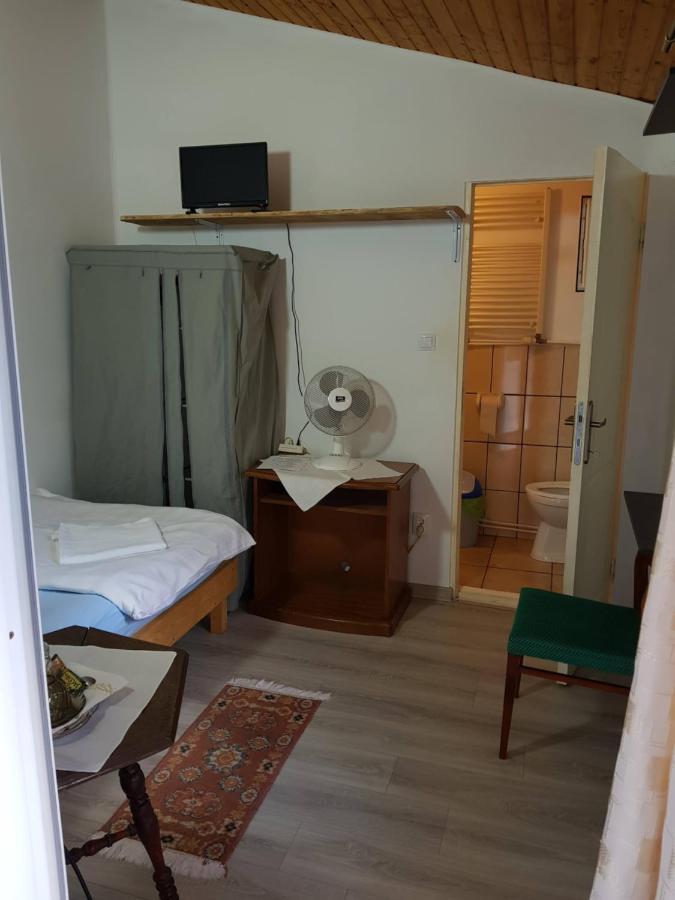 Hompot Accommodation Deva Eksteriør billede