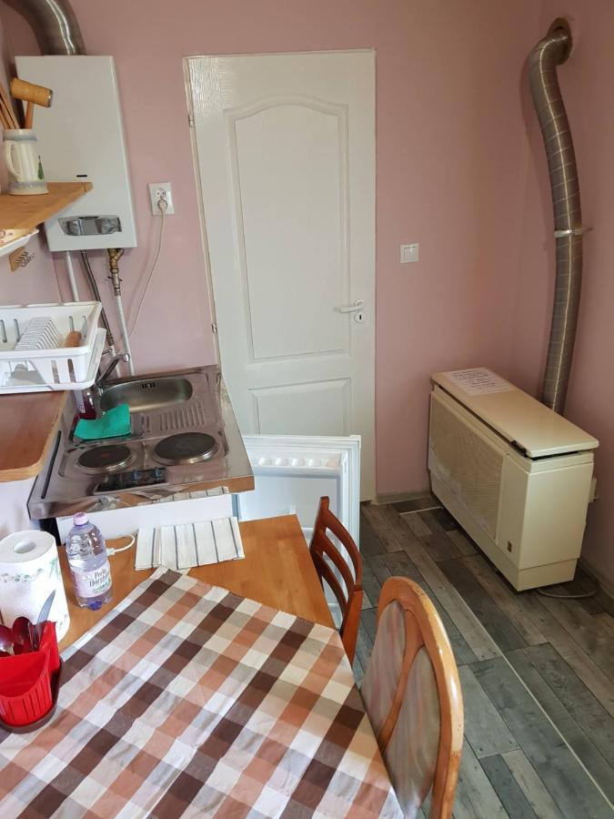 Hompot Accommodation Deva Eksteriør billede