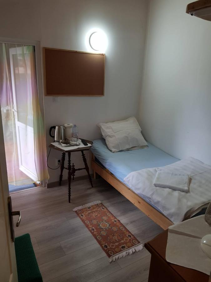 Hompot Accommodation Deva Eksteriør billede