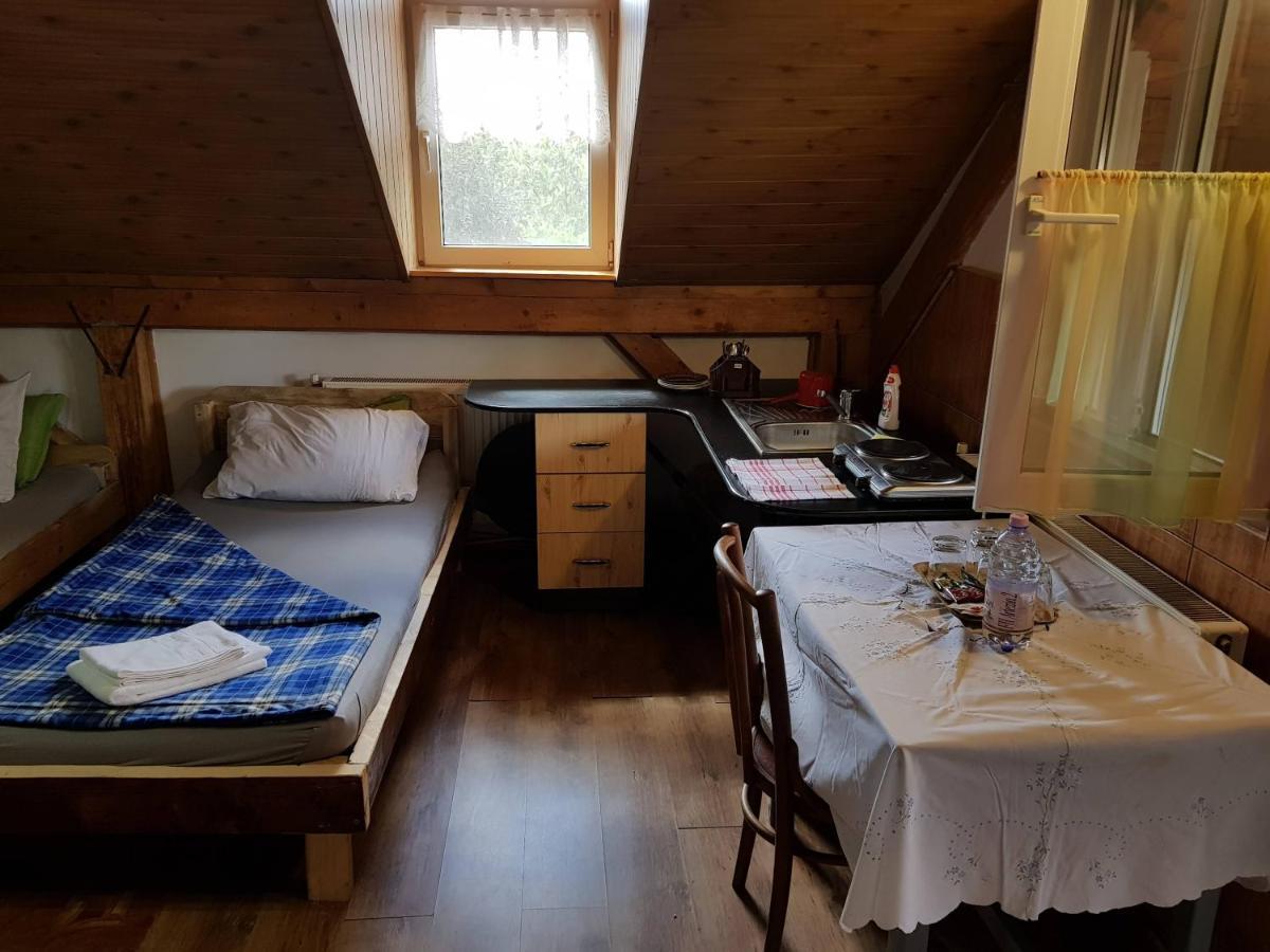 Hompot Accommodation Deva Eksteriør billede